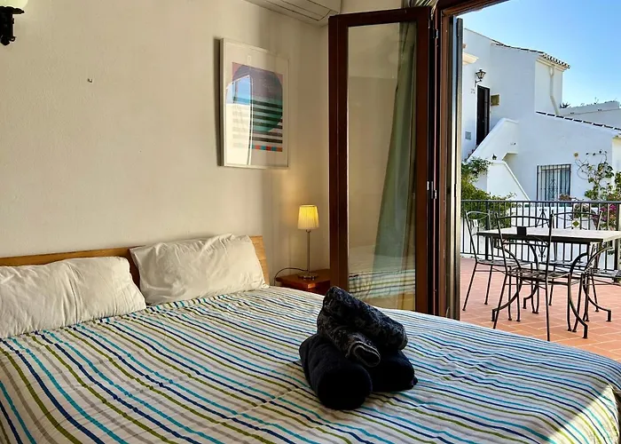 Casa Con Terraza Y Hermoso Jardin Comunal * ネルハ