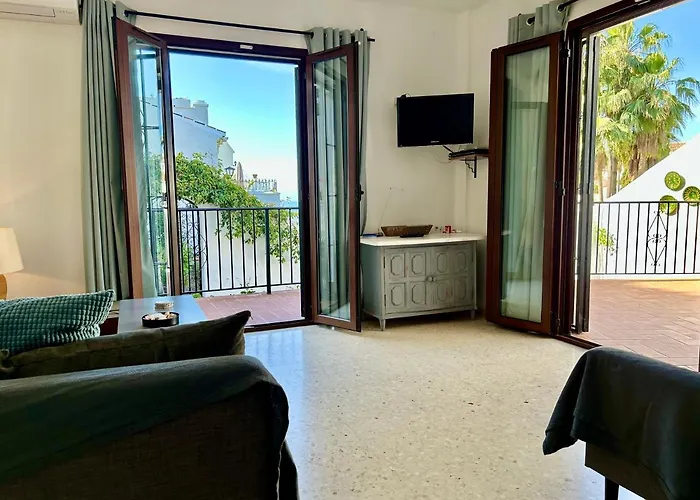 Casa Con Terraza Y Hermoso Jardin Comunal ネルハ