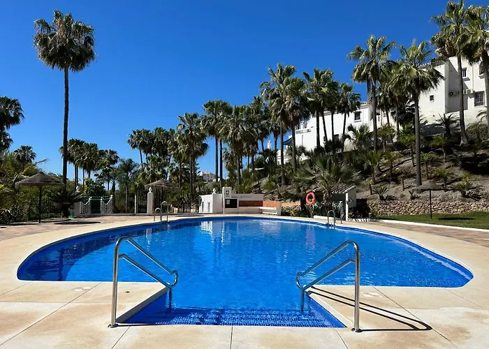 Casa Con Terraza Y Hermoso Jardin Comunal 別荘