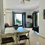 Casa Con Terraza Y Hermoso Jardin Comunal Дом отдыха